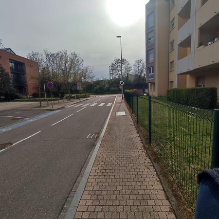 Douillet-Kanamappart-Euroairport Appartement Saint-Louis  Buitenkant foto
