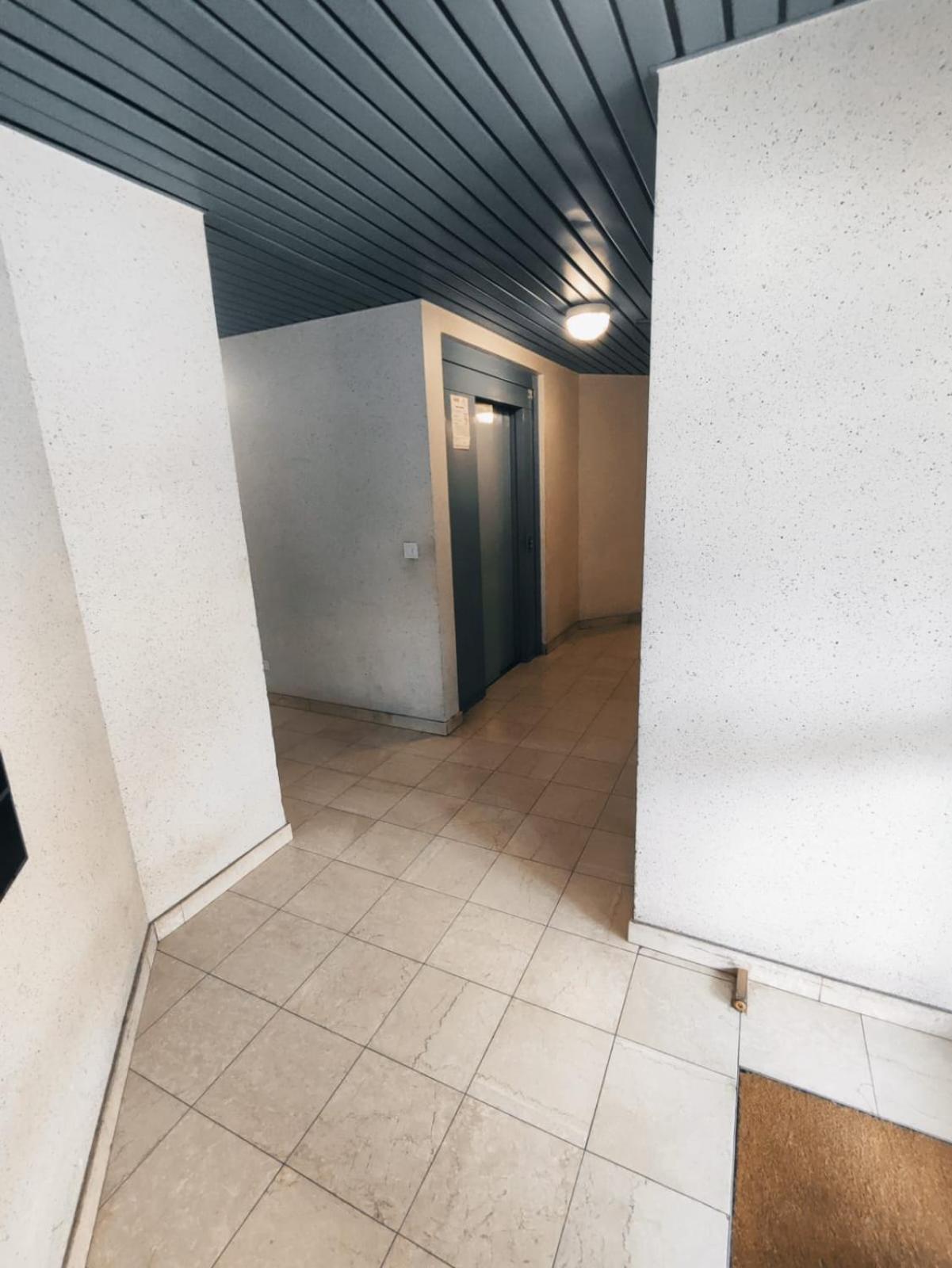 Douillet-Kanamappart-Euroairport Appartement Saint-Louis  Buitenkant foto