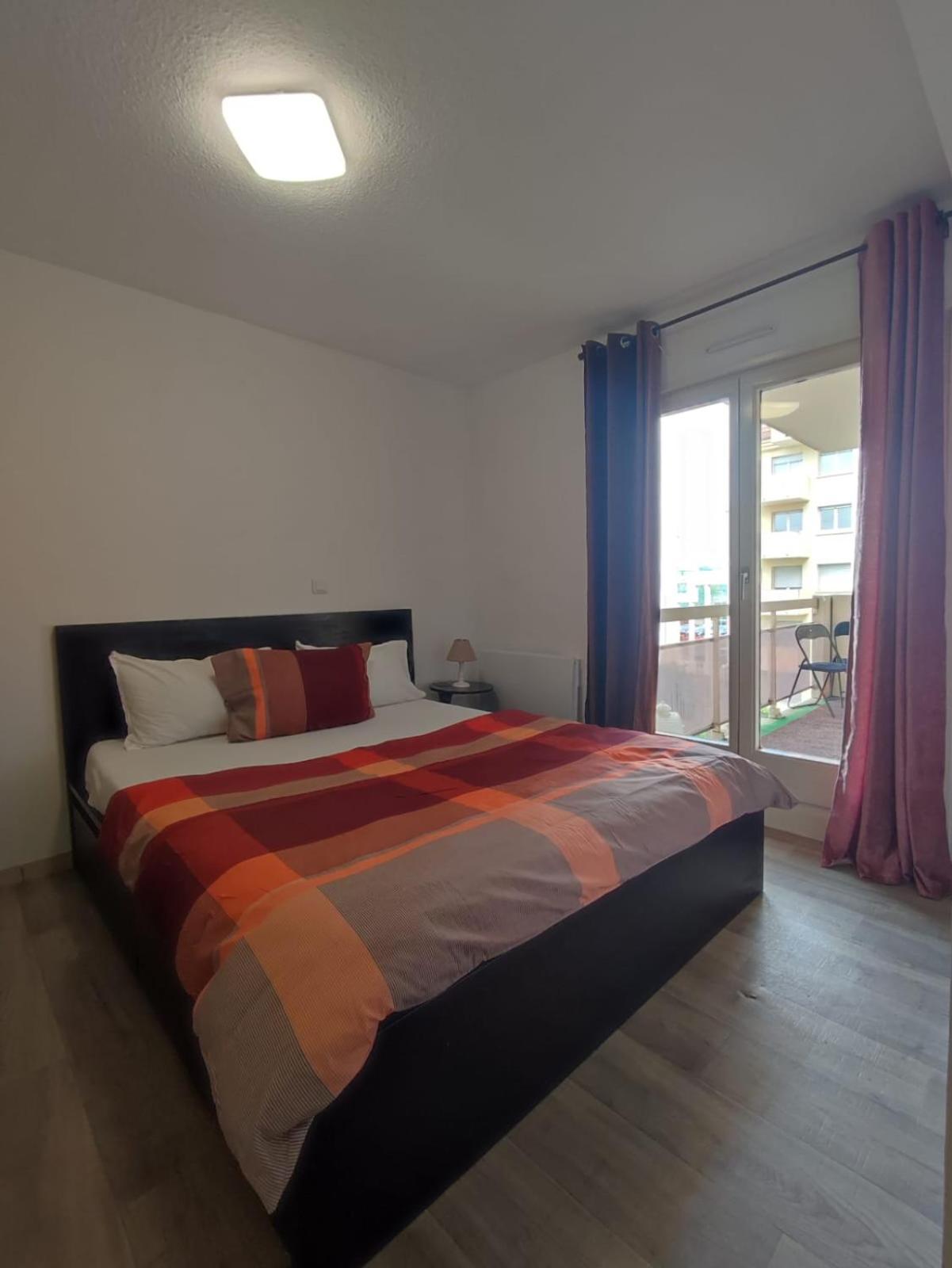 Douillet-Kanamappart-Euroairport Appartement Saint-Louis  Buitenkant foto