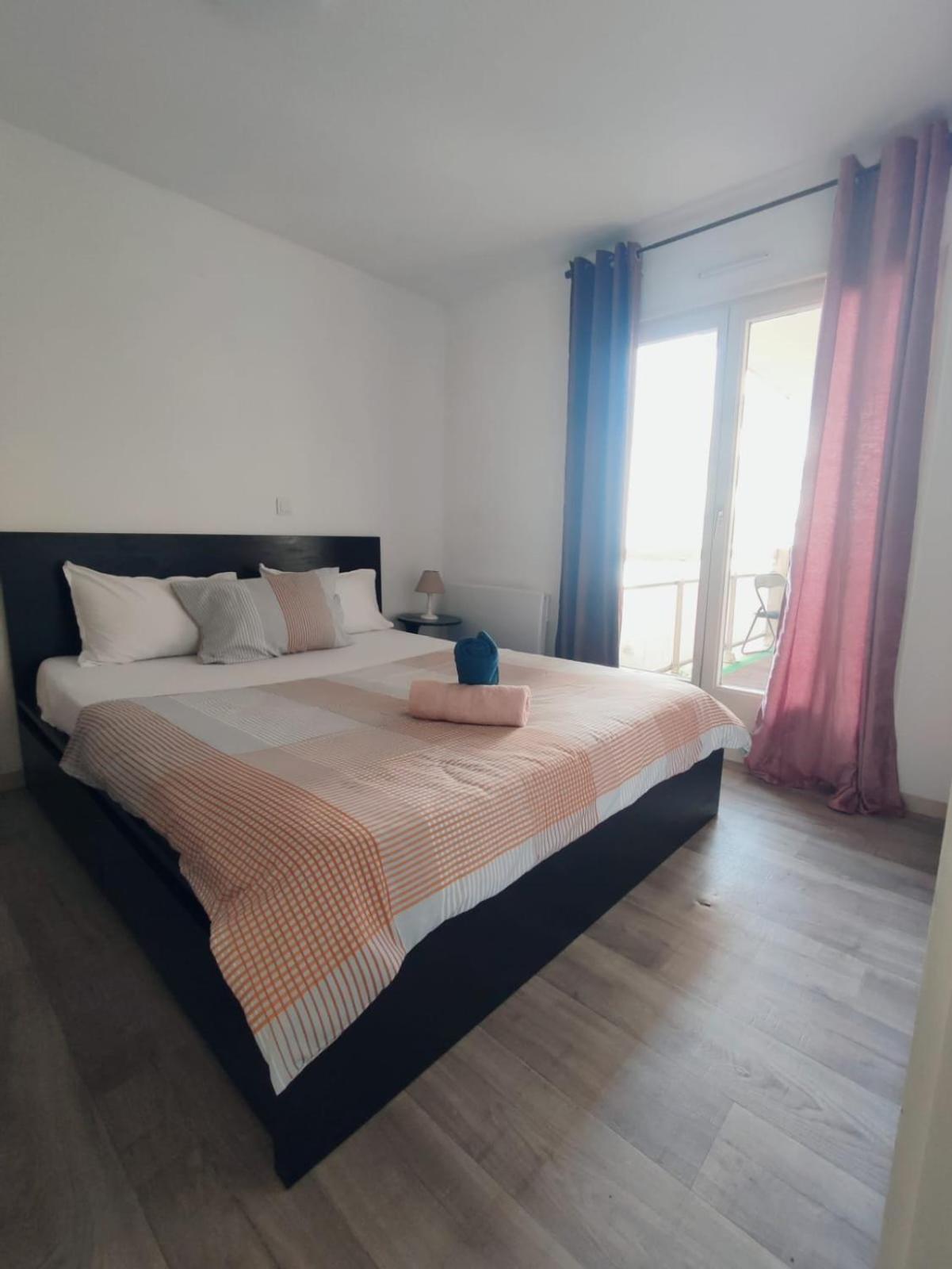 Douillet-Kanamappart-Euroairport Appartement Saint-Louis  Buitenkant foto