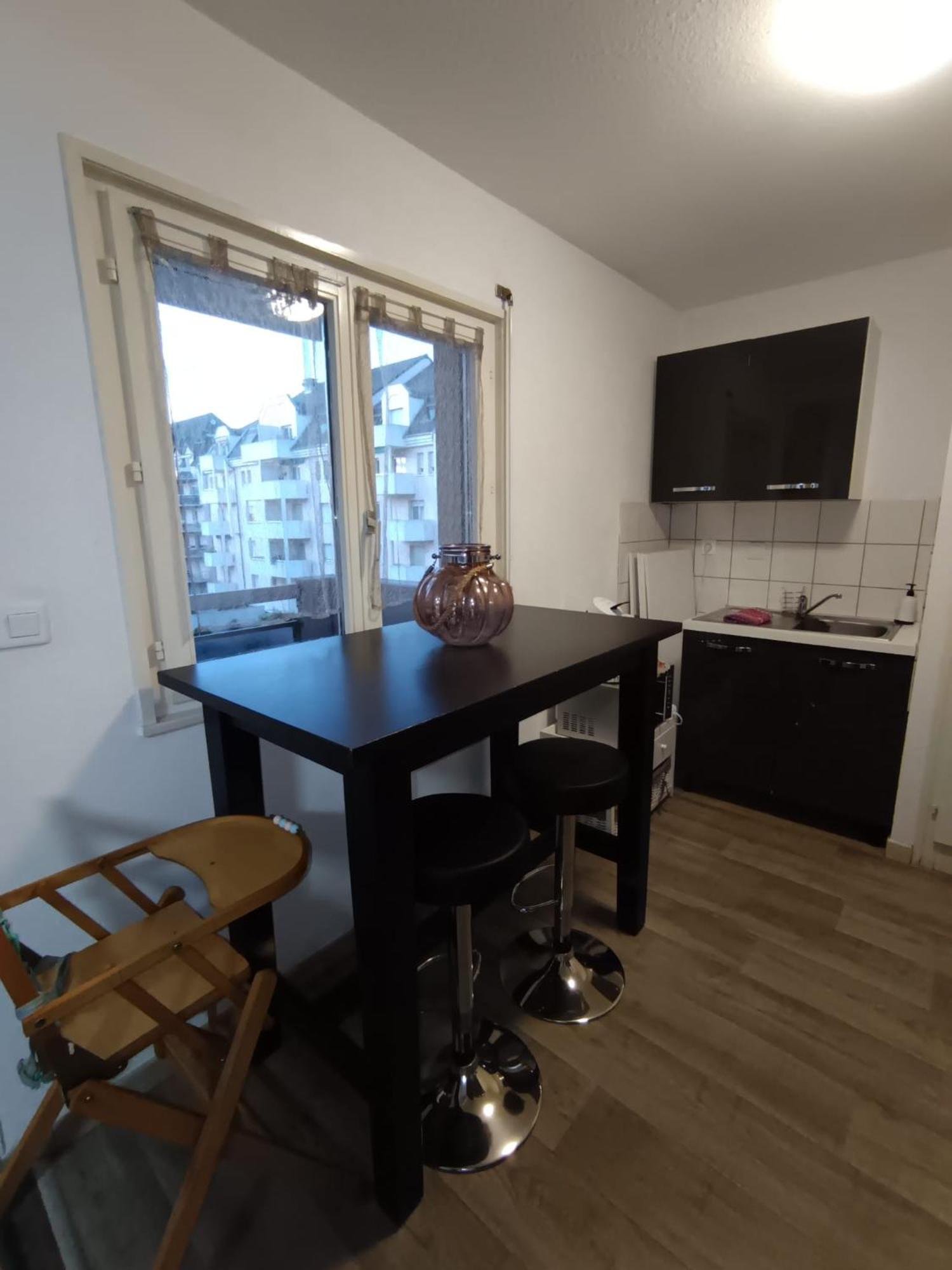 Douillet-Kanamappart-Euroairport Appartement Saint-Louis  Buitenkant foto