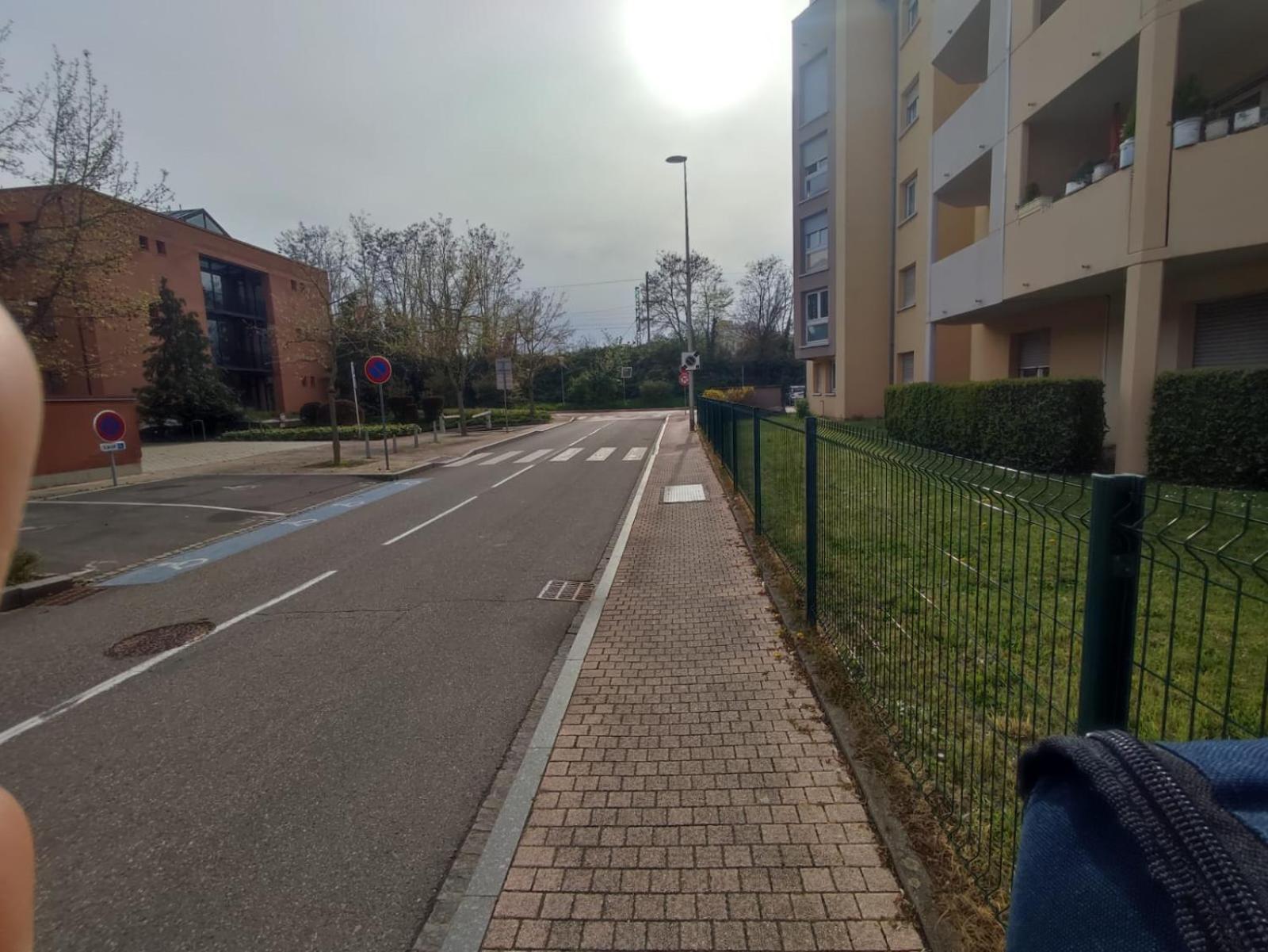 Douillet-Kanamappart-Euroairport Appartement Saint-Louis  Buitenkant foto